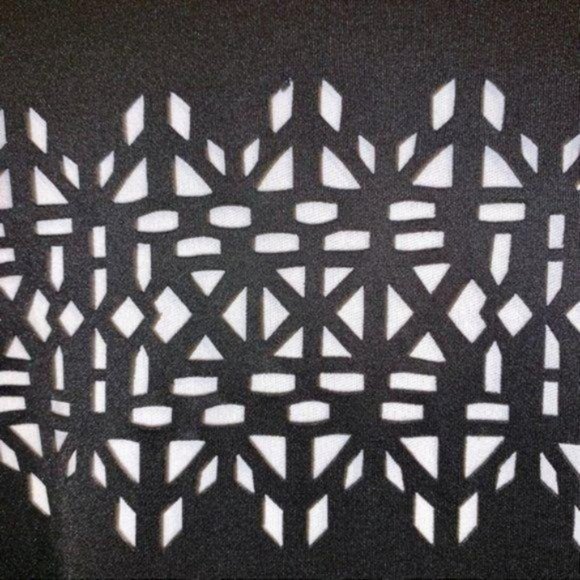 White House Black Market Black Laser Cut Sheath Dress Size 12 - Picture 4 of 7